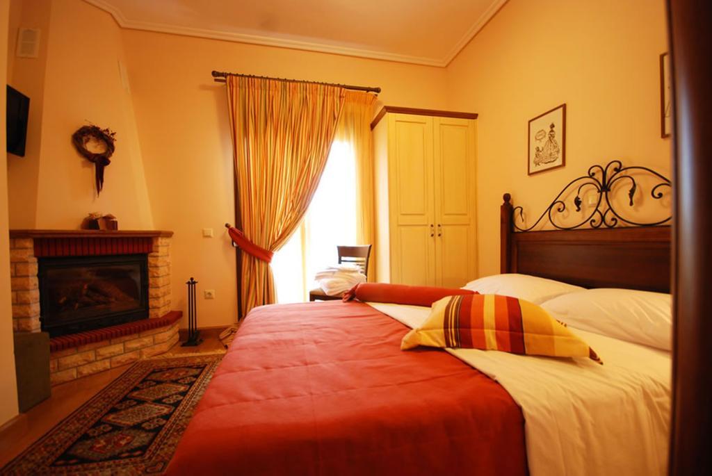 Valentini Guesthouse Karpenísion Rum bild