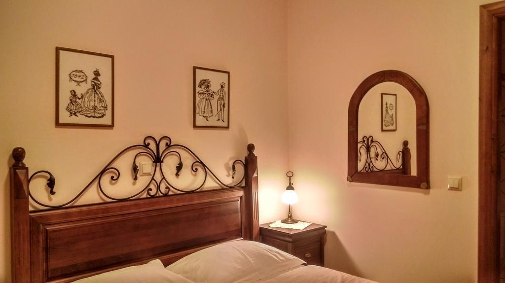 Valentini Guesthouse Karpenísion Exteriör bild